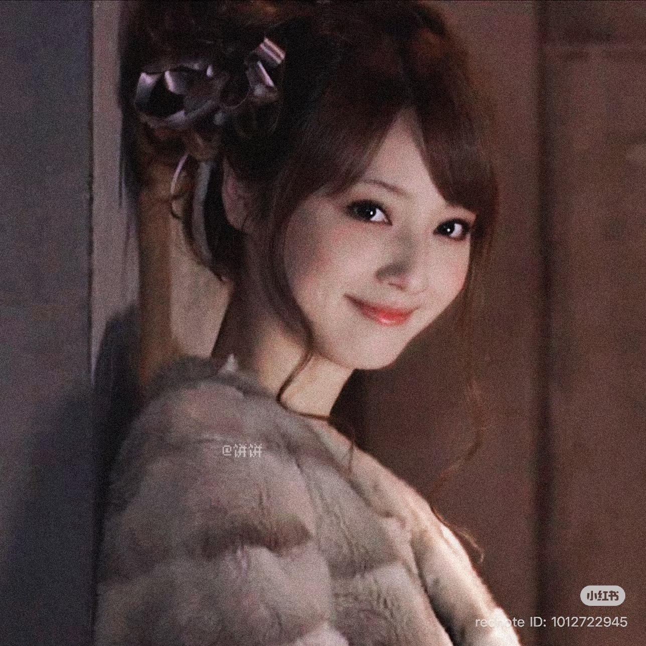 CON ĐƯỜNG MÙA HẠ CỦA CÔ ẤY